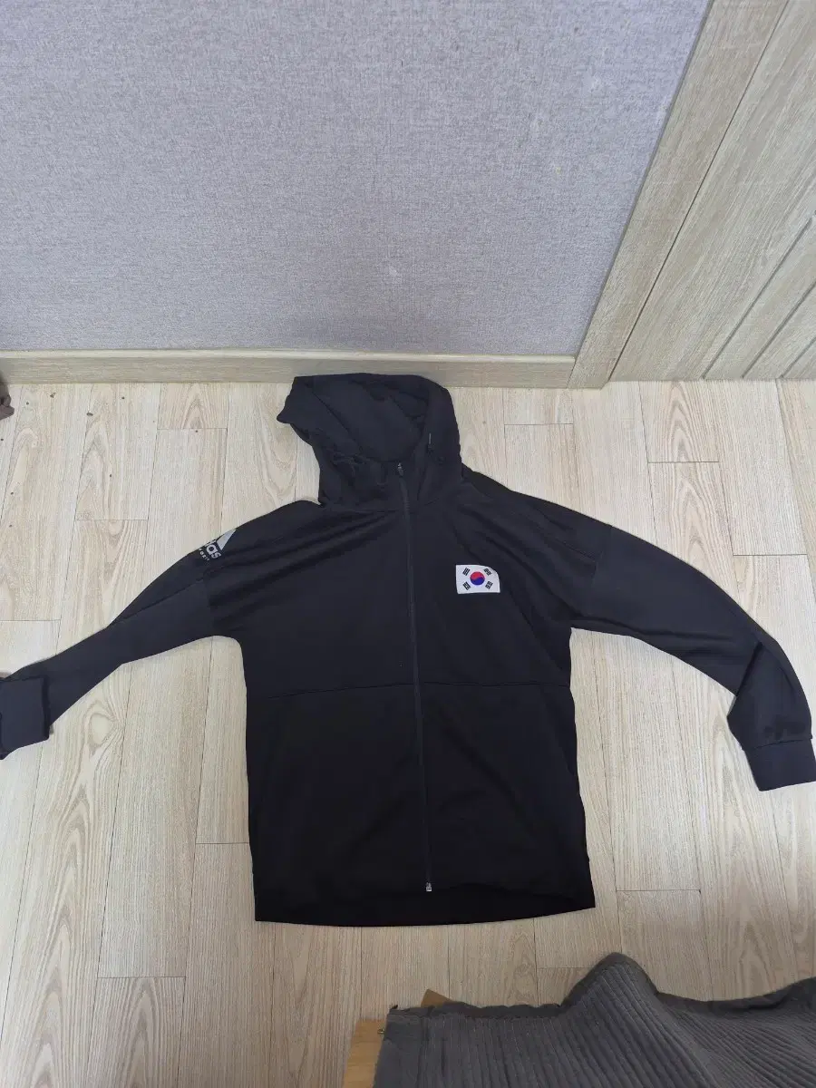 thumbnail-1